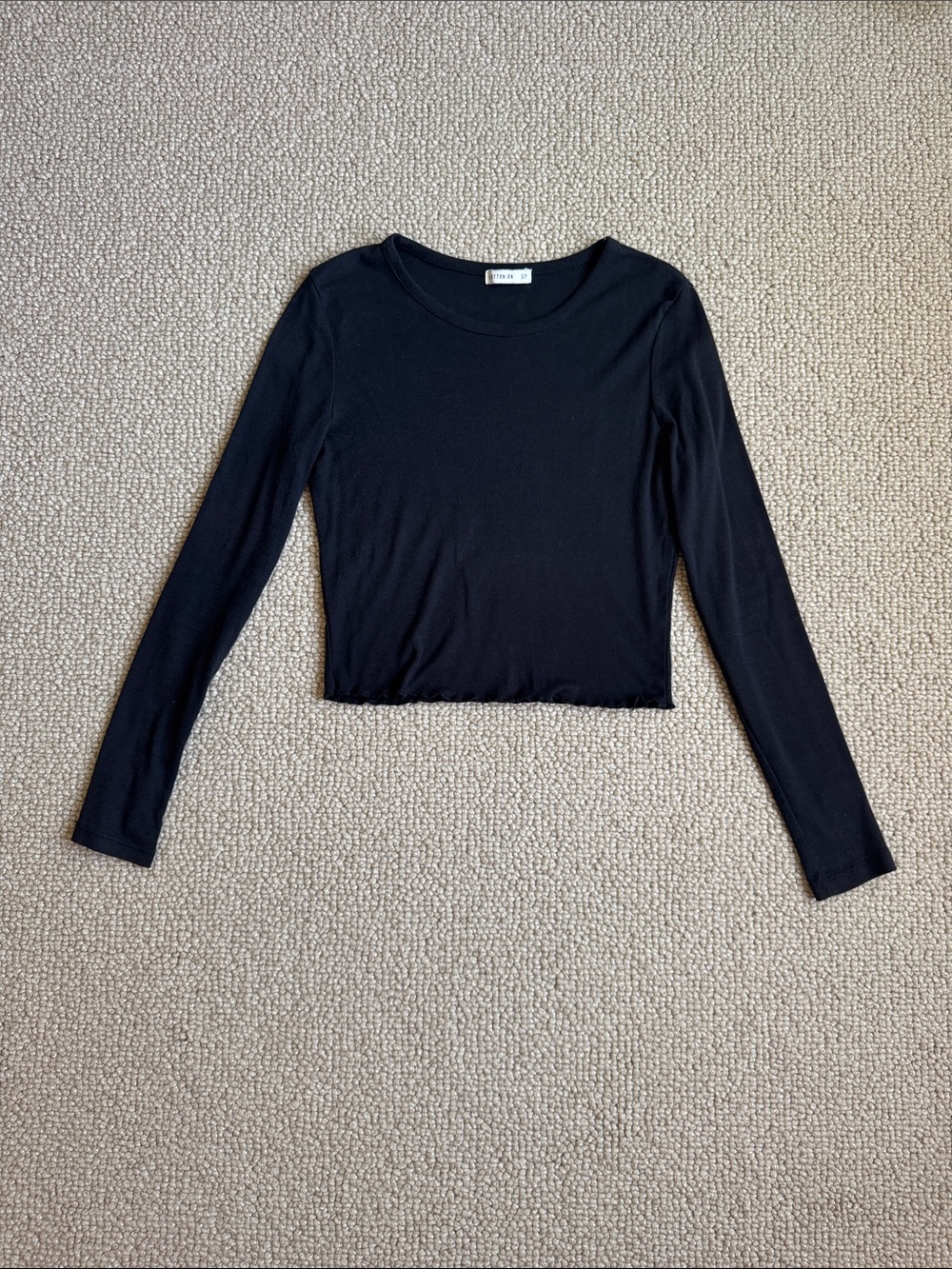Cotton On Black Long-Sleeve Crop Top